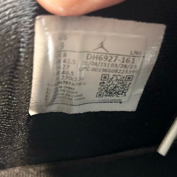 Jordan 4 Retro Red Cement size 9 DH6927-161 2023 PRE-OWNED - Picture 9 of 9